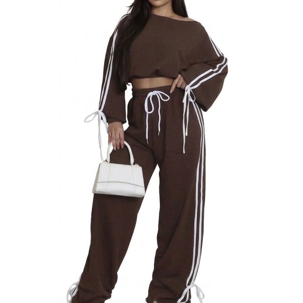 Brown and white 2 piece set
